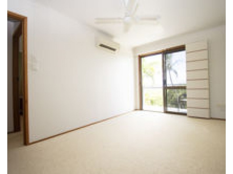 8/9 Homestead Bay Avenue, Bucasia QLD 4750