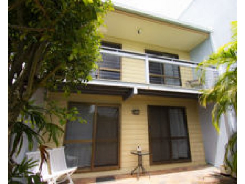 8/9 Homestead Bay Avenue, Bucasia QLD 4750