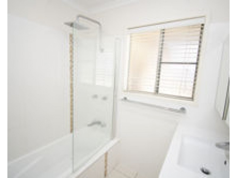 49 Marlborough St, Ooralea QLD 4740
