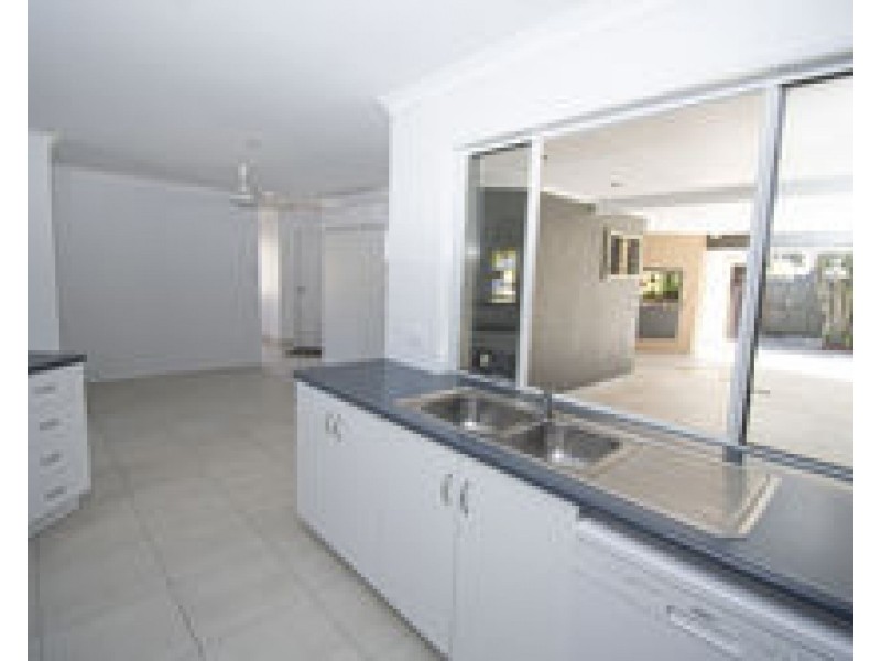 25 Fairmeadow Drive, Mount Pleasant QLD 4740