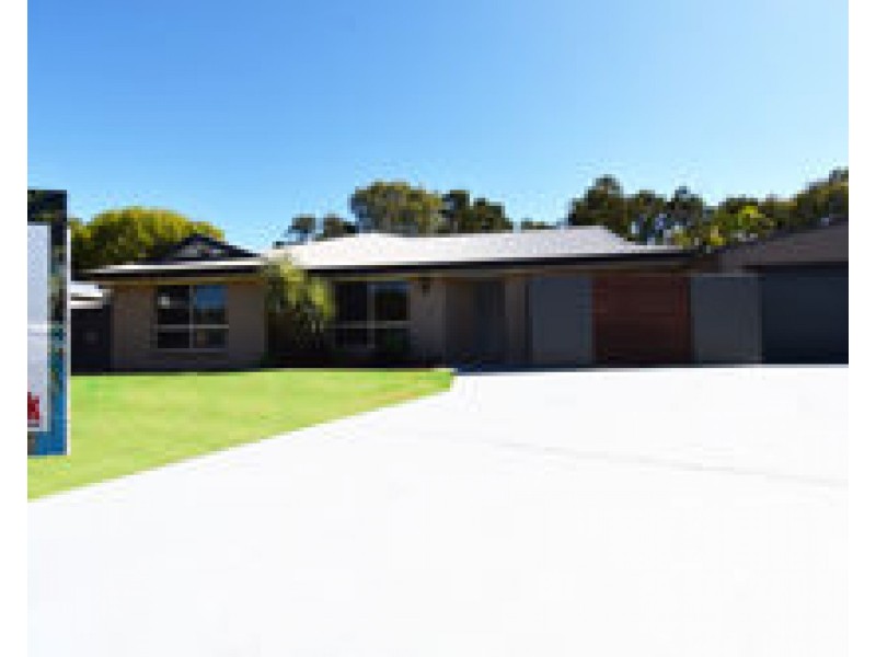 25 Fairmeadow Drive, Mount Pleasant QLD 4740