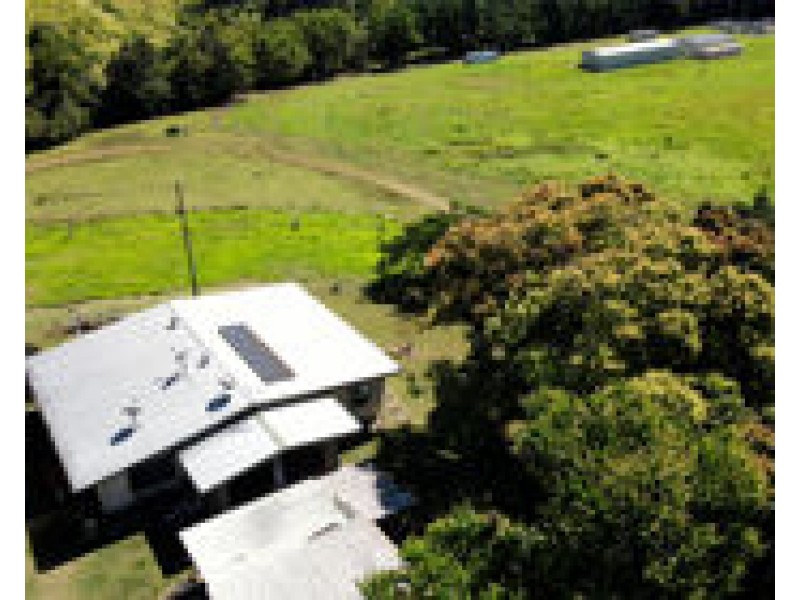 142 Argents Road, Mount Charlton QLD 4741