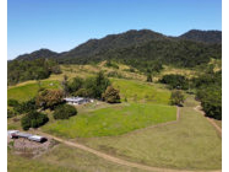 142 Argents Road, Mount Charlton QLD 4741