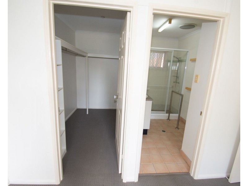 1 Fairmeadow Drive, Mount Pleasant QLD 4740