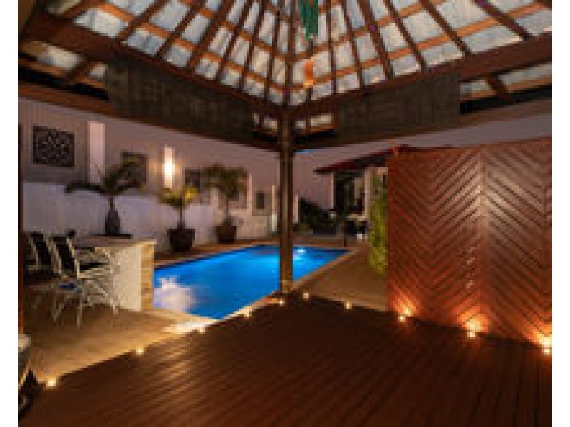 4 Rainbow Crescent, Blacks Beach QLD 4740