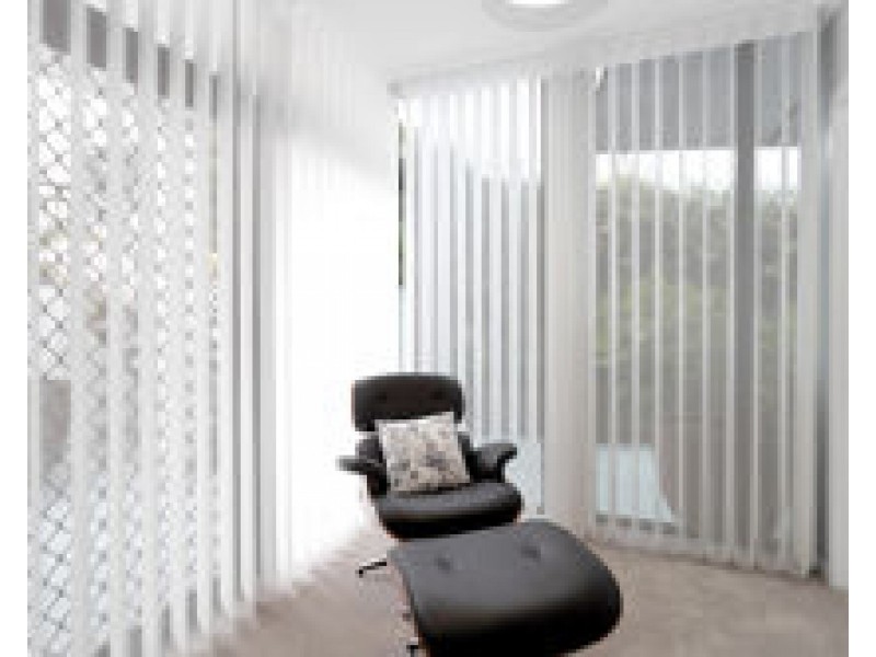 4 Rainbow Crescent, Blacks Beach QLD 4740