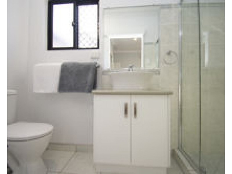 4 Rainbow Crescent, Blacks Beach QLD 4740
