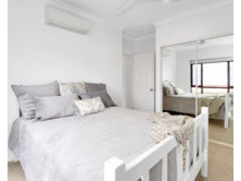 4 Rainbow Crescent, Blacks Beach QLD 4740