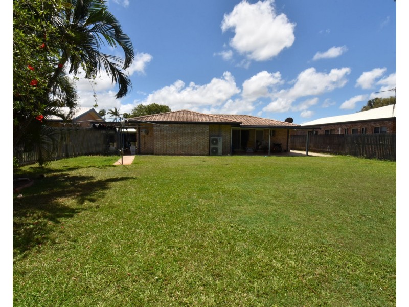 75 Bradman Drive, Glenella QLD 4740