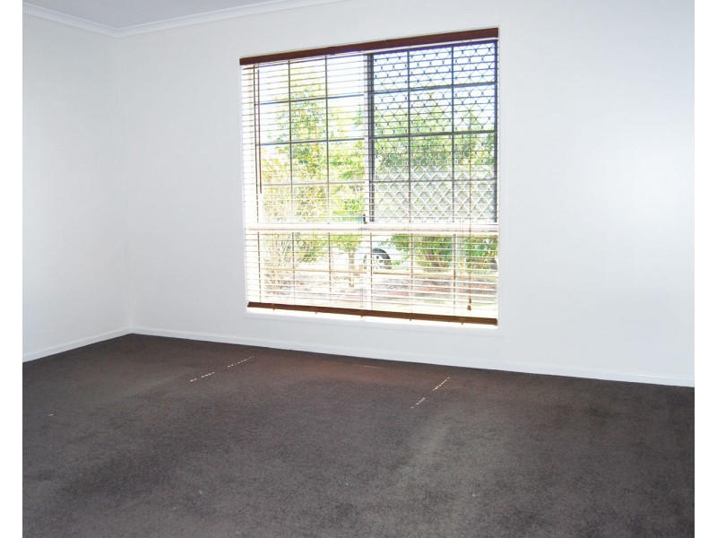 75 Bradman Drive, Glenella QLD 4740