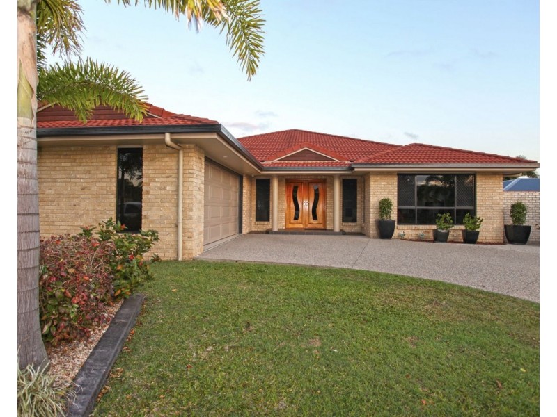 10 Gingham Street, Glenella QLD 4740