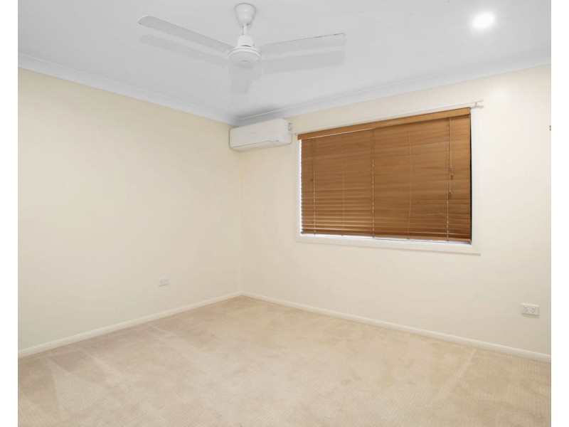 10 Gingham Street, Glenella QLD 4740