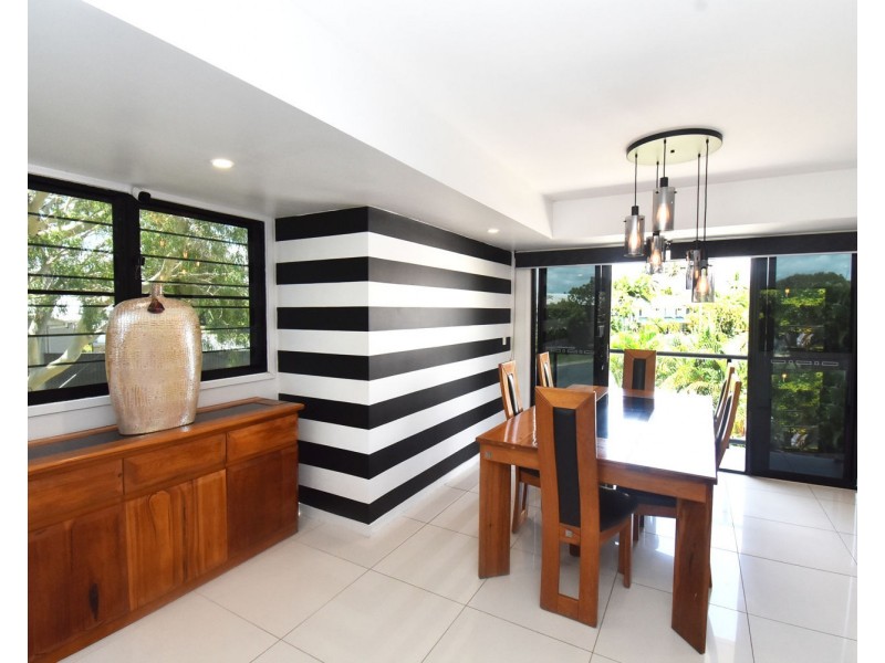 11 Pitt Street, Blacks Beach QLD 4740