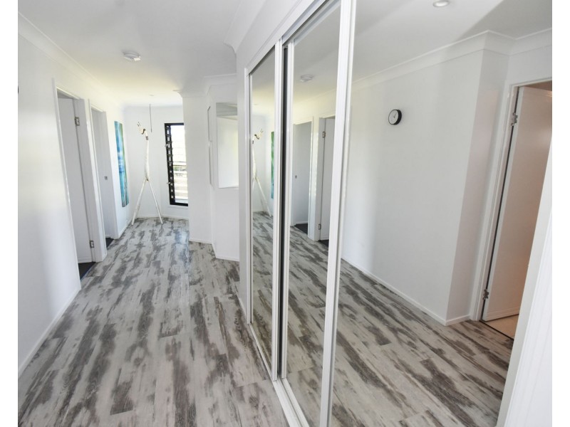 11 Pitt Street, Blacks Beach QLD 4740
