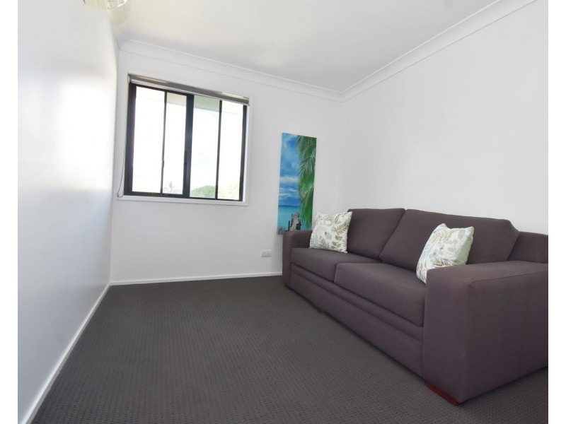 11 Pitt Street, Blacks Beach QLD 4740