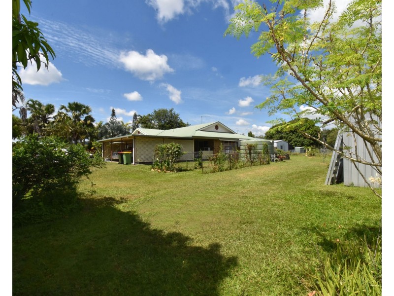 113 Brooks Road, Sarina QLD 4737