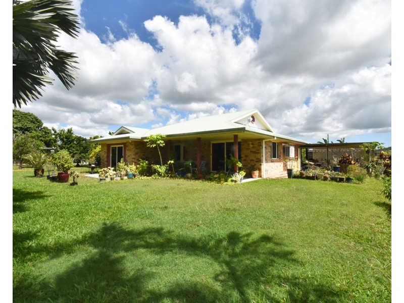 113 Brooks Road, Sarina QLD 4737