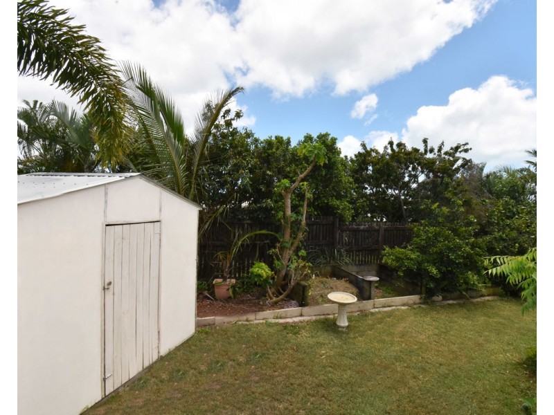 23 Crestview Cr, Bucasia QLD 4750