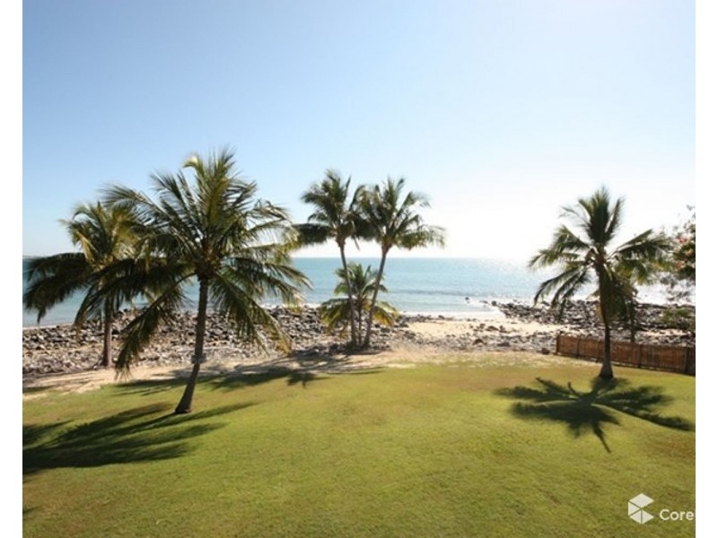 10/2 Beach Road, Dolphin Heads QLD 4740