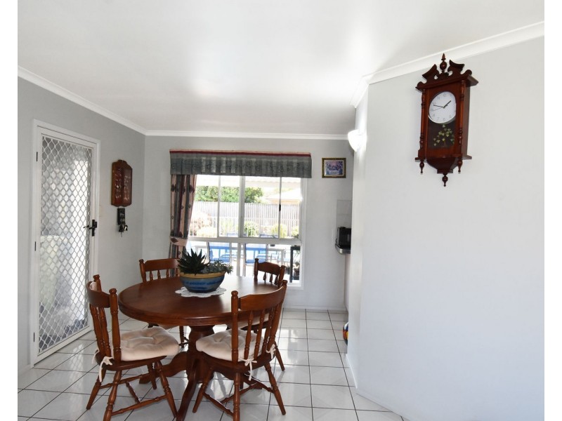 7 Grosvenor Place, West Mackay QLD 4740