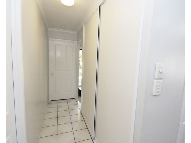 7 Grosvenor Place, West Mackay QLD 4740