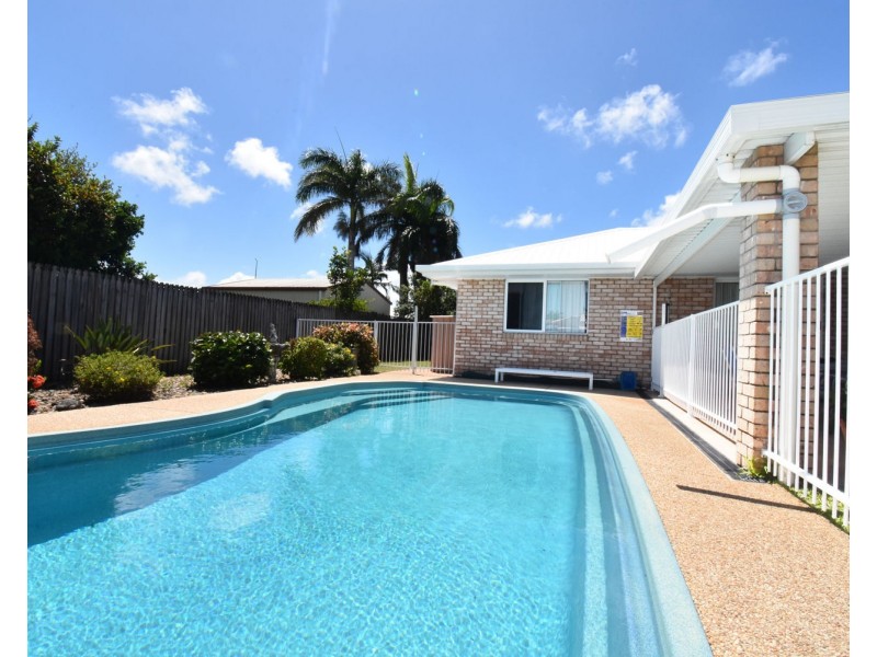 7 Grosvenor Place, West Mackay QLD 4740