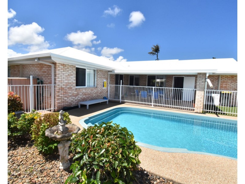 7 Grosvenor Place, West Mackay QLD 4740