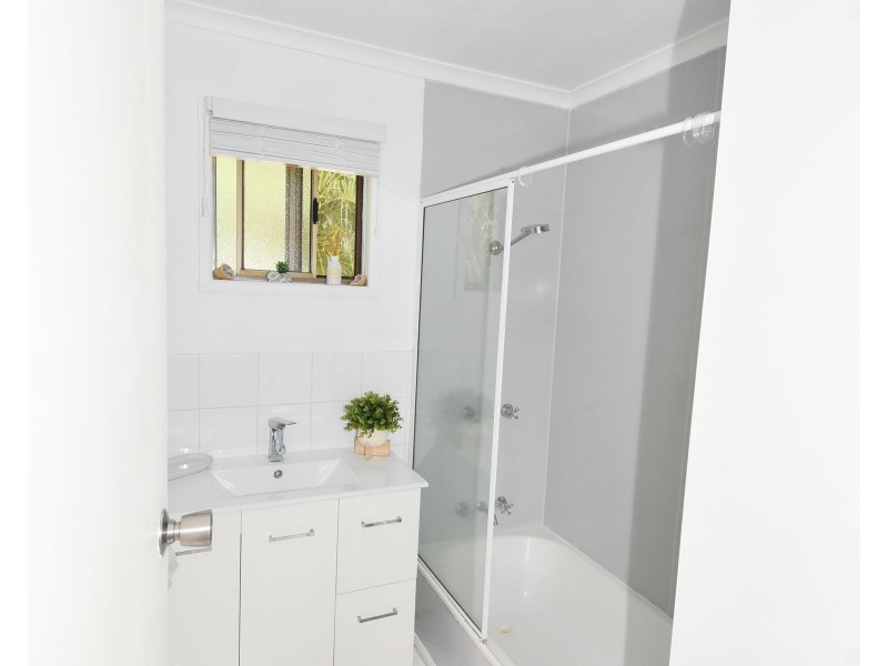 55 Tropical Avenue, Andergrove QLD 4740