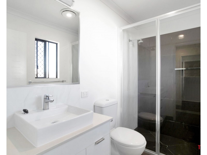 36 Thorn Avenue, Rural View QLD 4740