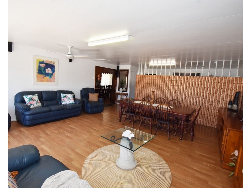 11 Hassen Court, Mount Pleasant QLD 4740