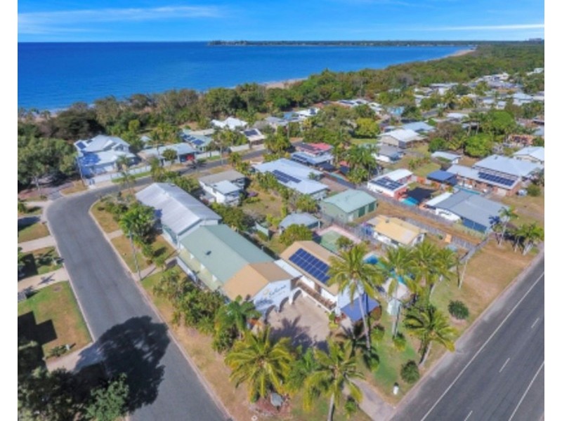 1s 15 Pacific Drive, Blacks Beach QLD 4740