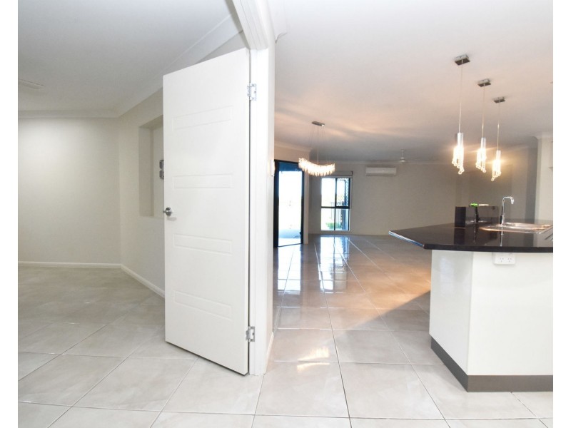 39 Bezzina Court, Bucasia QLD 4750