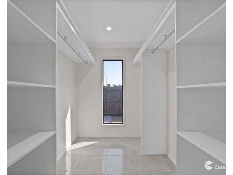 39 Bezzina Court, Bucasia QLD 4750