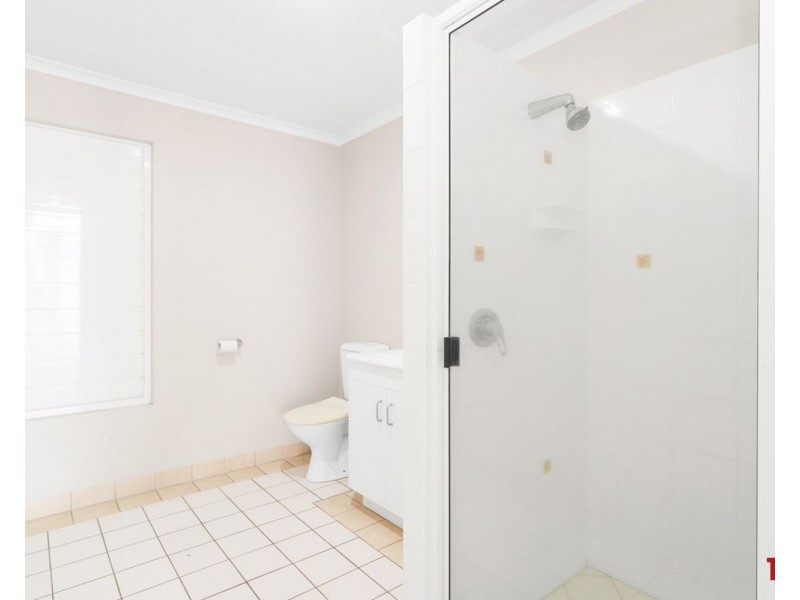 1/6 Island Close, Shoal Point QLD 4750
