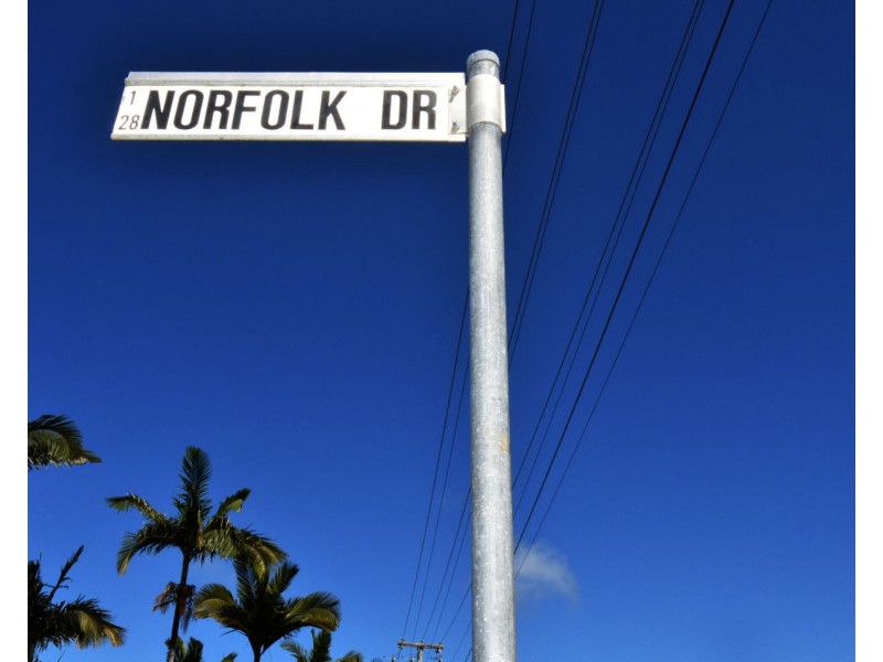 1 Norfolk Drive, Andergrove QLD 4740