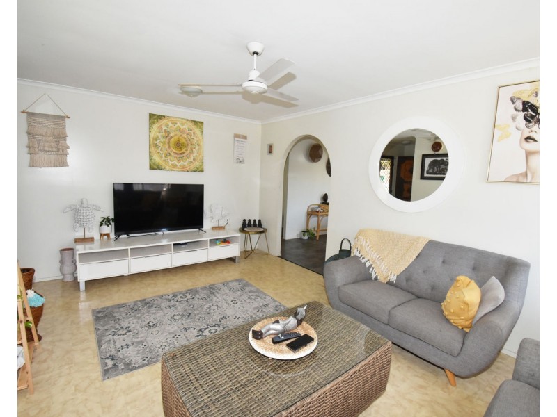 9 Gardenia Court, Beaconsfield QLD 4740