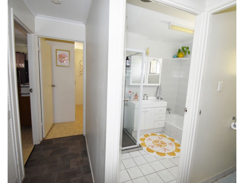 9 Gardenia Court, Beaconsfield QLD 4740