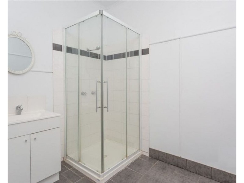 2/2 Johnson Street, West Mackay QLD 4740