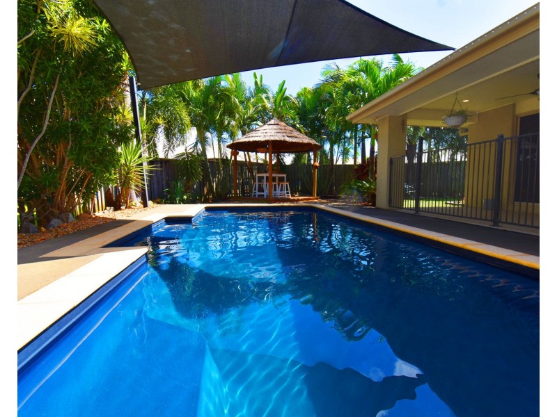 46 Miami Terrace, Blacks Beach QLD 4740