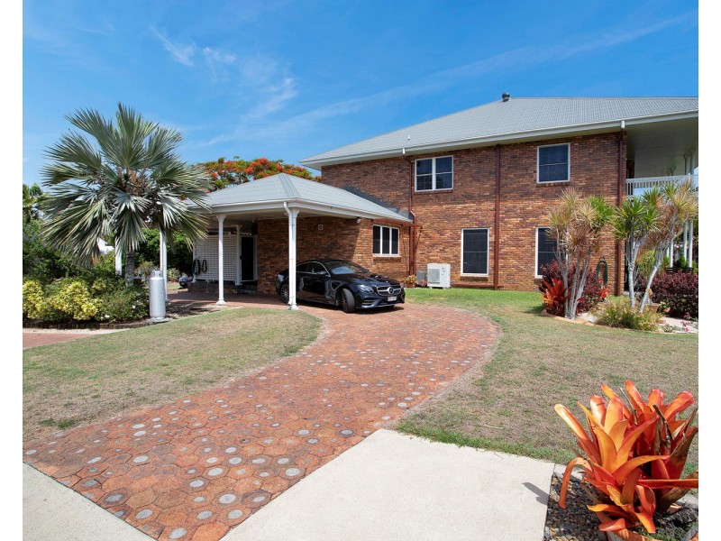 15-17 Eimeo Esplanade, Eimeo QLD 4740