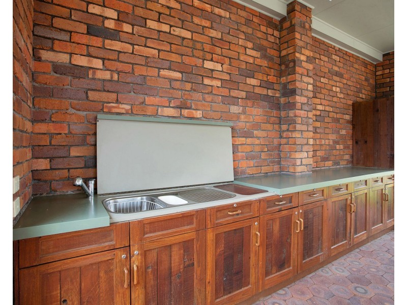15-17 Eimeo Esplanade, Eimeo QLD 4740