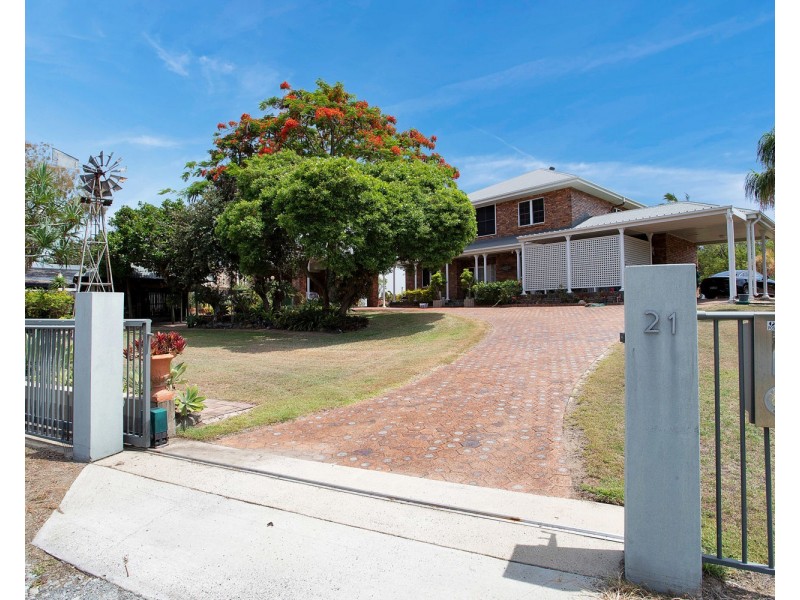 15-17 Eimeo Esplanade, Eimeo QLD 4740
