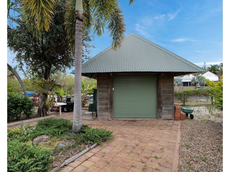 15-17 Eimeo Esplanade, Eimeo QLD 4740