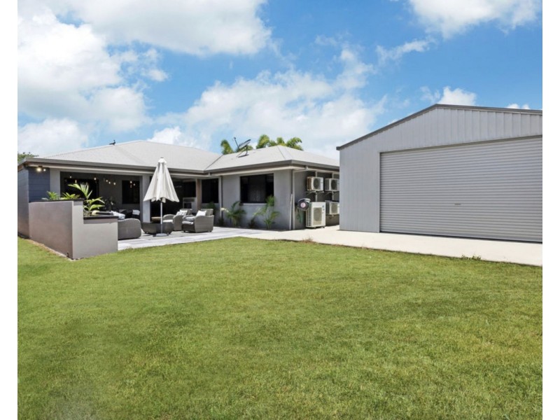 38 O’Brien Esplanade, Shoal Point QLD 4750