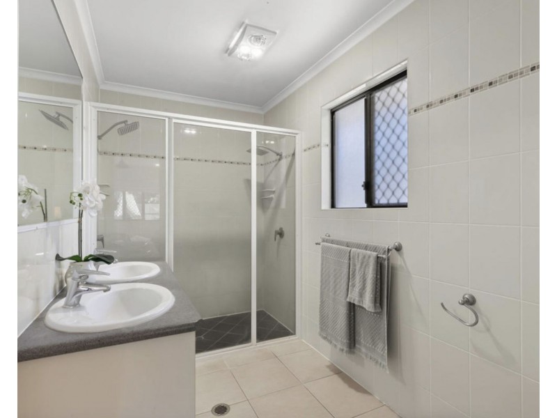 38 O’Brien Esplanade, Shoal Point QLD 4750