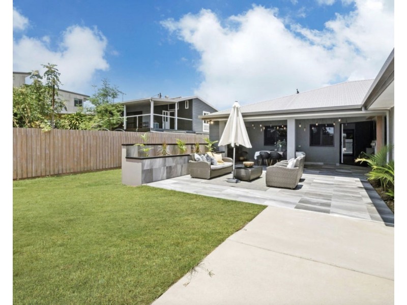 38 O’Brien Esplanade, Shoal Point QLD 4750