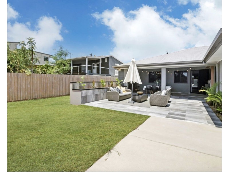 38 O’Brien Esplanade, Shoal Point QLD 4750