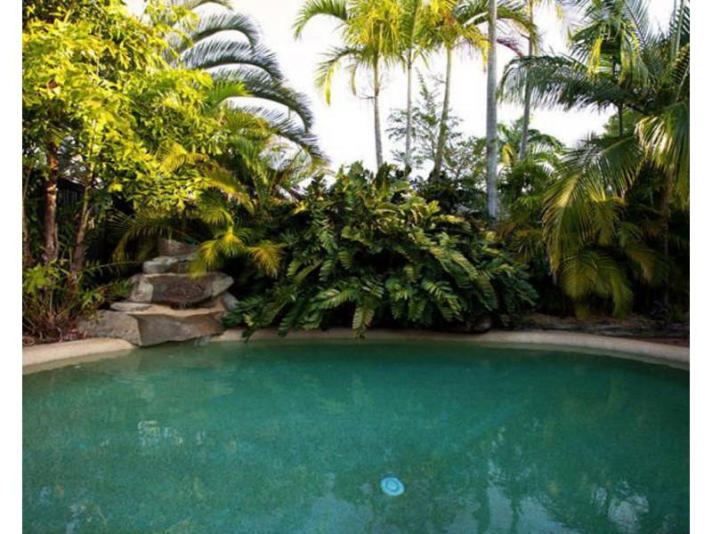 37 Pacific Drive, Blacks Beach QLD 4740