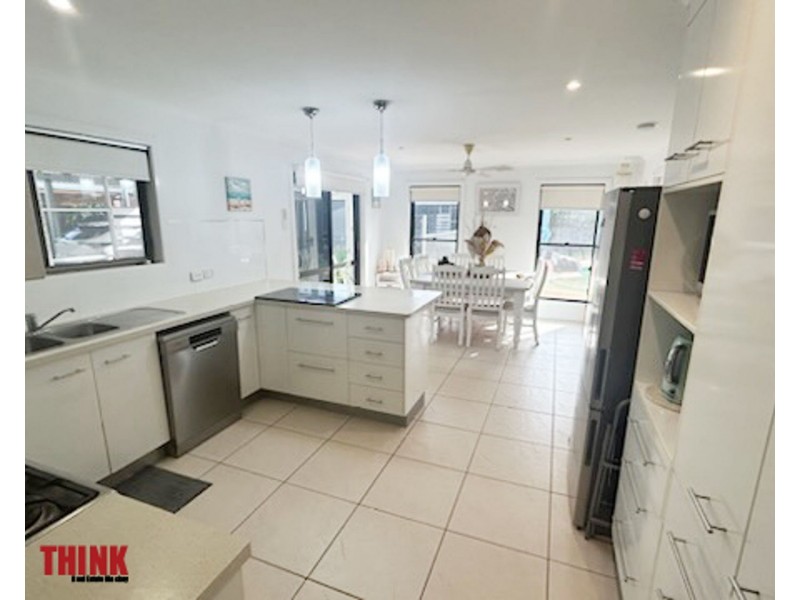 37 Pacific Drive, Blacks Beach QLD 4740