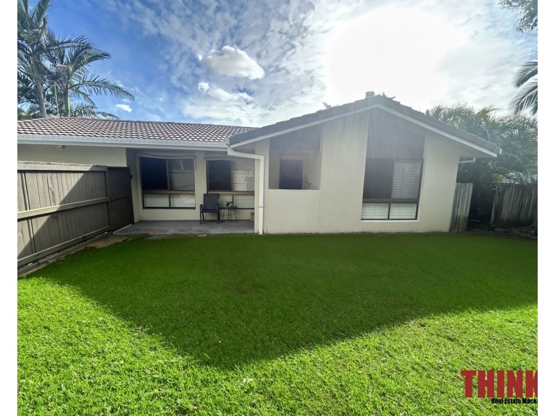 37 Pacific Drive, Blacks Beach QLD 4740